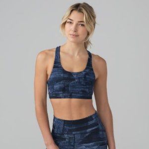 NWOT Lululemon Invigorate Sports Bra
